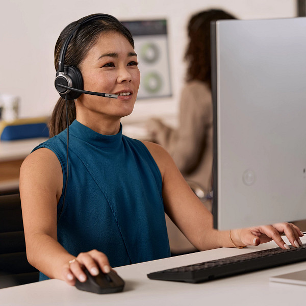HP Poly Mission 815 USB Headset_Monaural_Playbook_KSP1_2000x2000_6150855 - copia - copia HP Poly Mission 815 USB Headset Monaural Playbook KSP1 2000x2000 6150855 copia copia